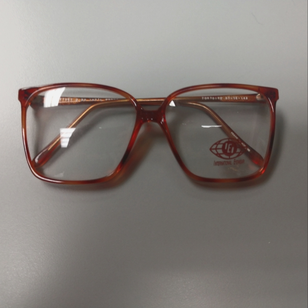 Vintage Oversized Glasses